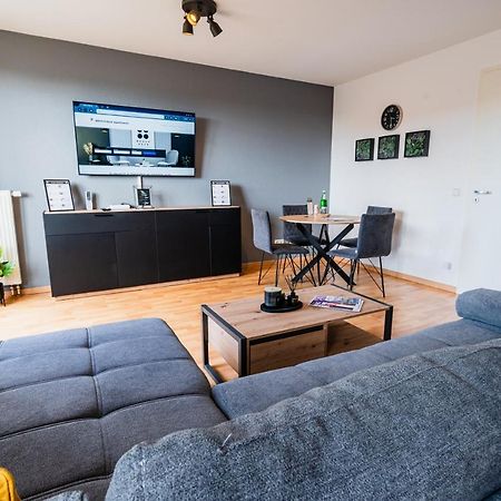!!NEU!! Deluxe Apartment I Balkon I Küche I Parken I WLAN I Netflix Magdeburgo Exterior foto