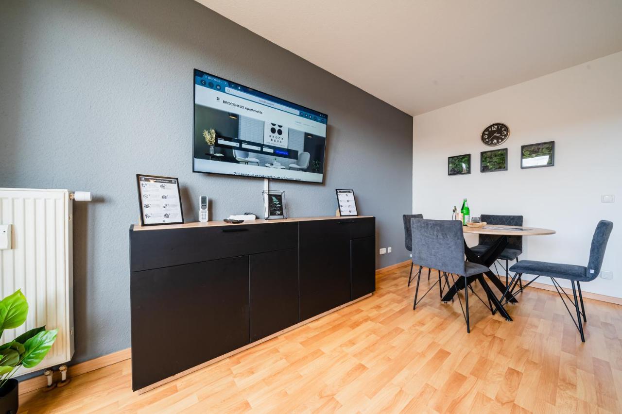 !!NEU!! Deluxe Apartment I Balkon I Küche I Parken I WLAN I Netflix Magdeburgo Exterior foto