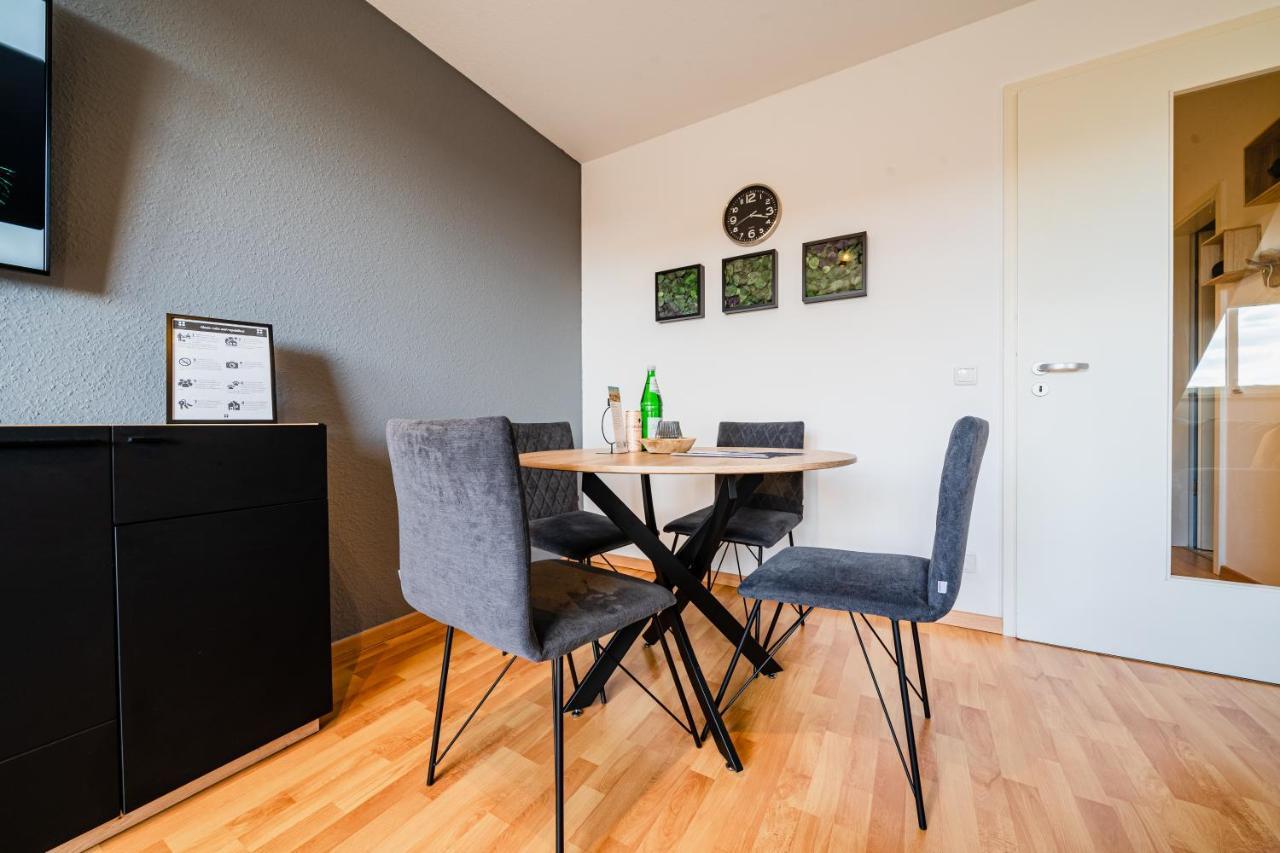 !!NEU!! Deluxe Apartment I Balkon I Küche I Parken I WLAN I Netflix Magdeburgo Exterior foto
